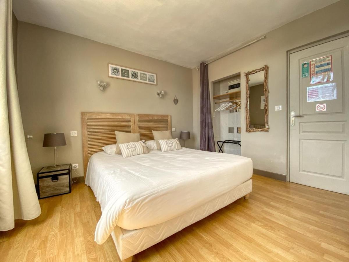 Hotel Le P'Tit Monde Montignac-Lascaux Eksteriør billede