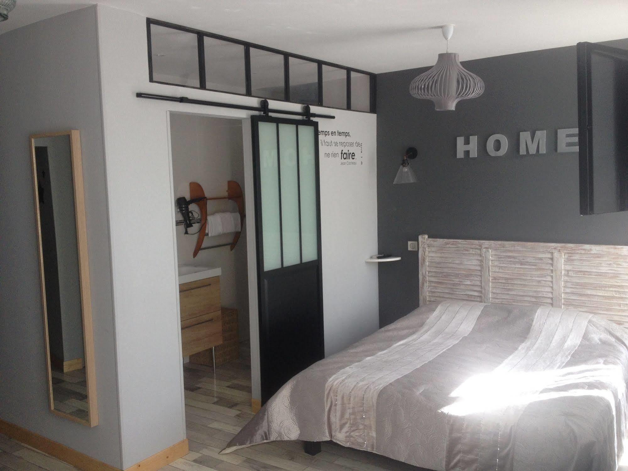 Hotel Le P'Tit Monde Montignac-Lascaux Eksteriør billede